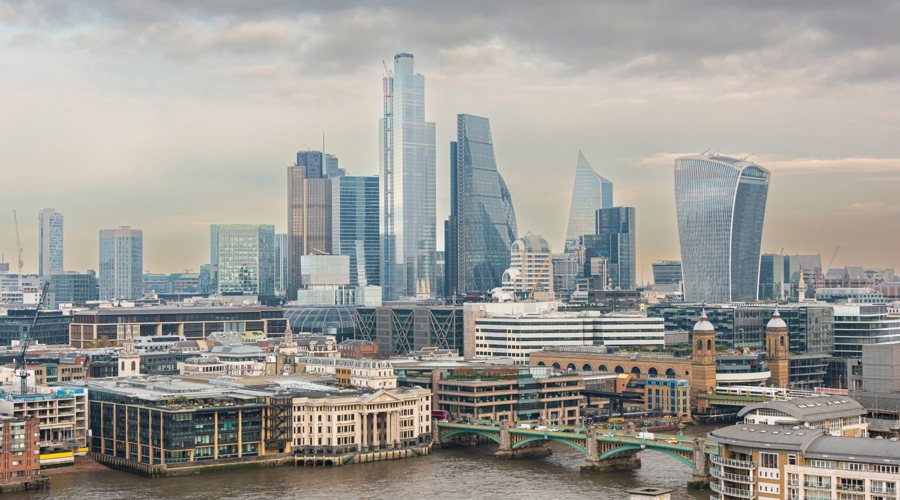 国家外汇管理局:上半年外资净增持境内股票和基金101亿美元 预计外资仍会逐步增配人民币资产