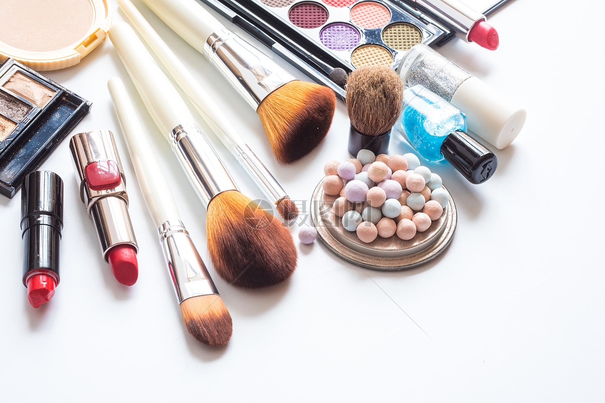 智元机器人：发布行业首个机器人世界模型开源平台Genie Envisioner